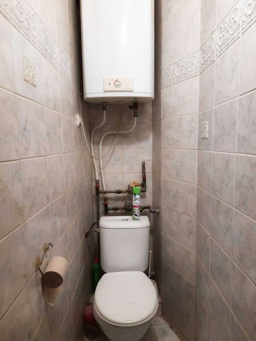 Продам 2к.чешку,косметика,ул.Нескорених 68,1\12,м.Салтовское,606м\р