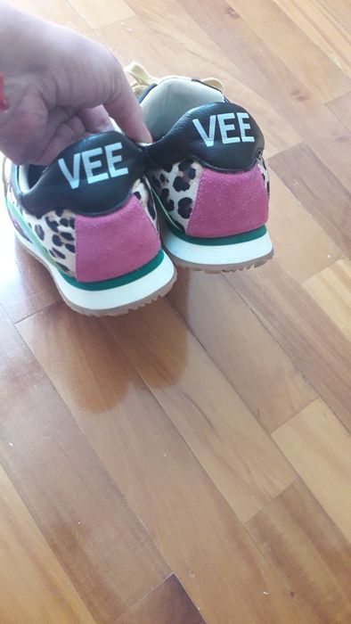 Sapatilhas Emanuelle Vee