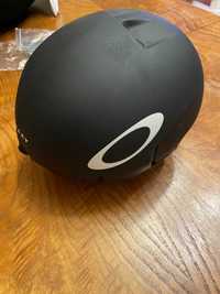 Capacete Oakley ARO 7 MIPS