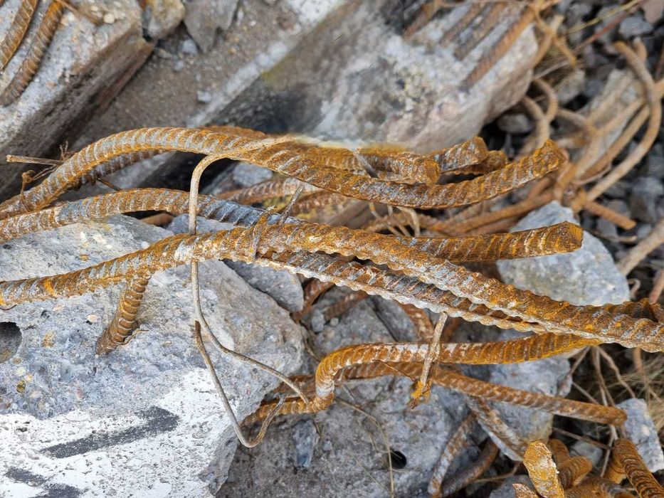 Sprzedam betonowe słupy