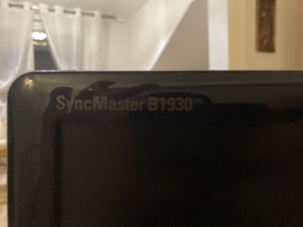 Monitor Samsung SyncMaster1930