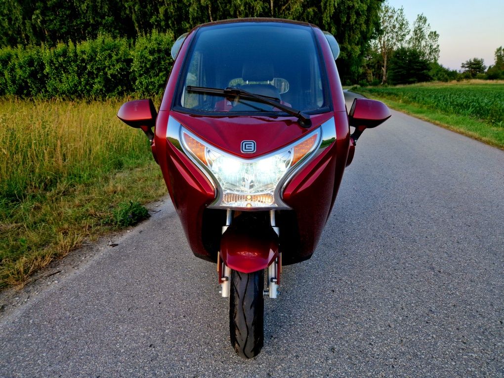 Econelo F1 skuter elektryczny bez prawa jazdy (microcar, aixam)