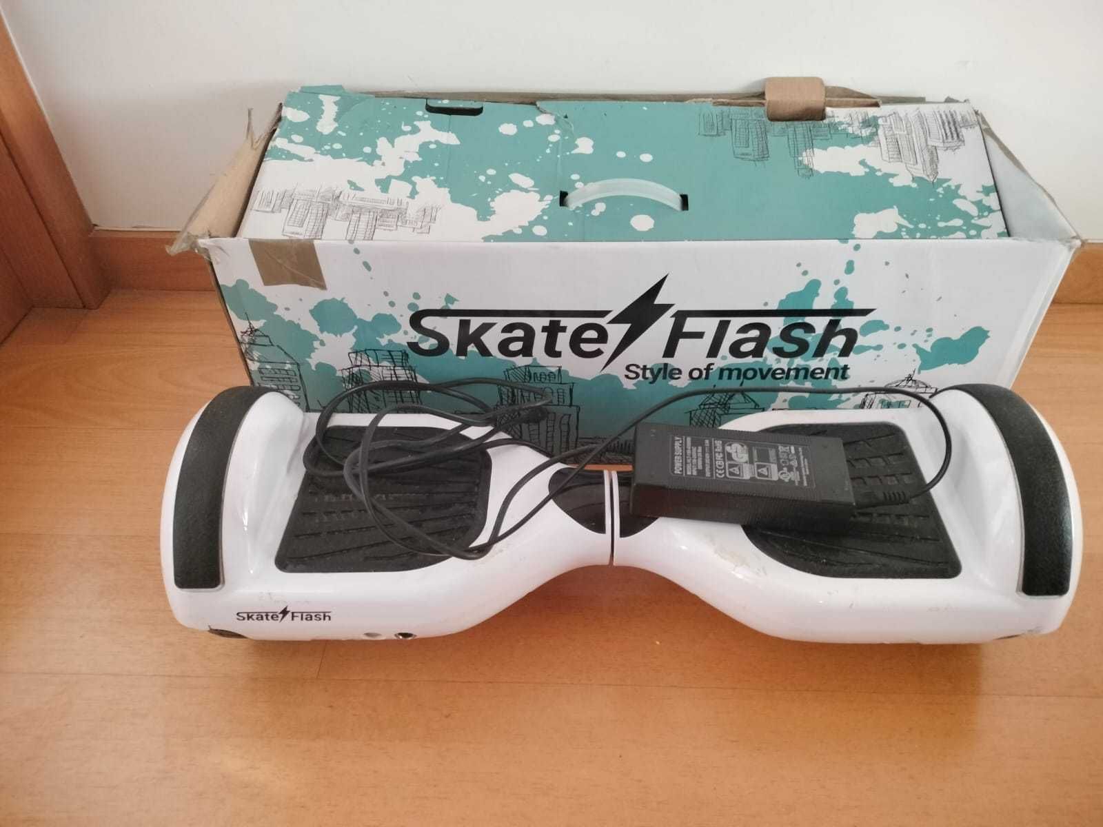 Hoverboard Skate Flash com cadeira