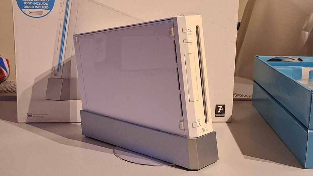 Nintendo Wii completo com caixa