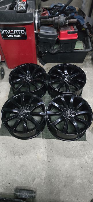 Felgi Audi A4 B8 VW Passat Seat  5x112 R18 Et 47 66.6