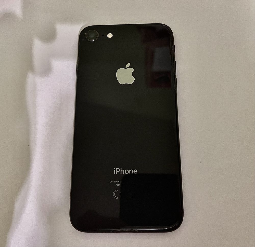 iPhone 8 64 GB super stan sprawny black space grey