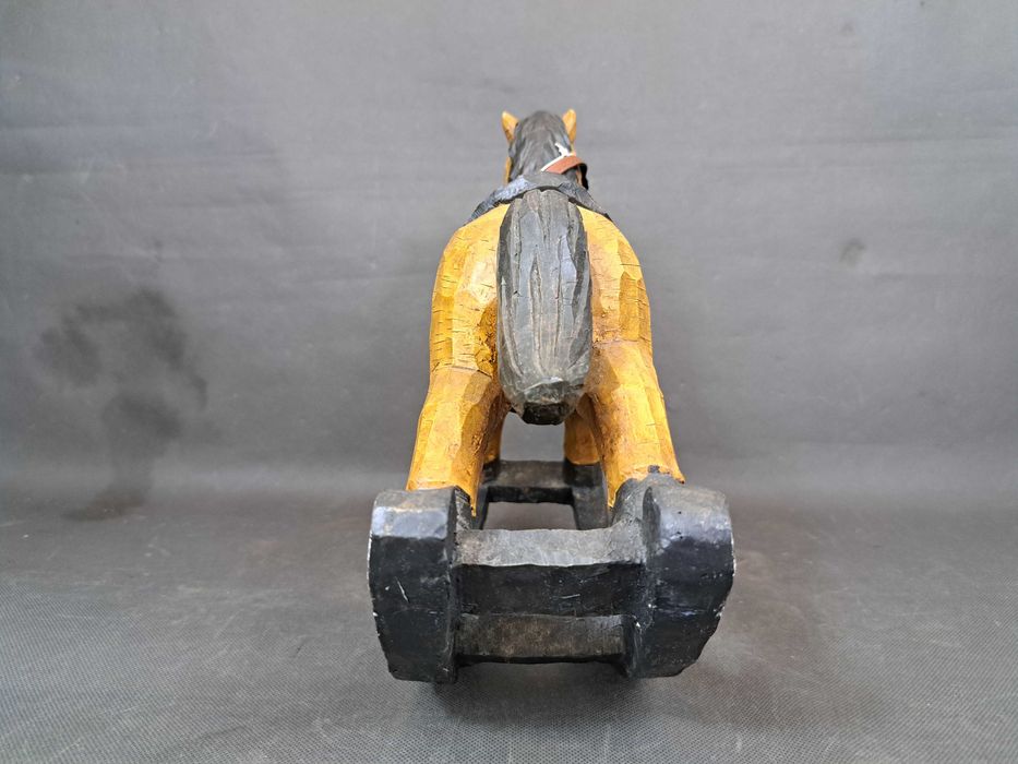 Koń na biegunach, figura, ręcznie wykonana