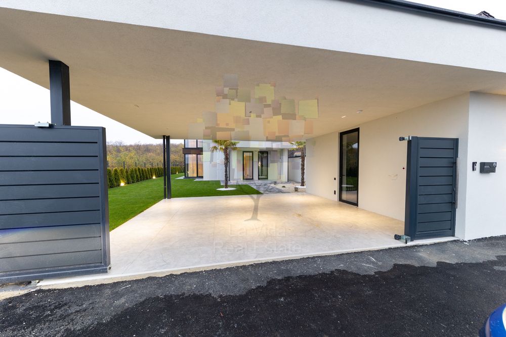 Без % Продаж будинку /Продаж  будинку в Ужгороді /Панорамний вид