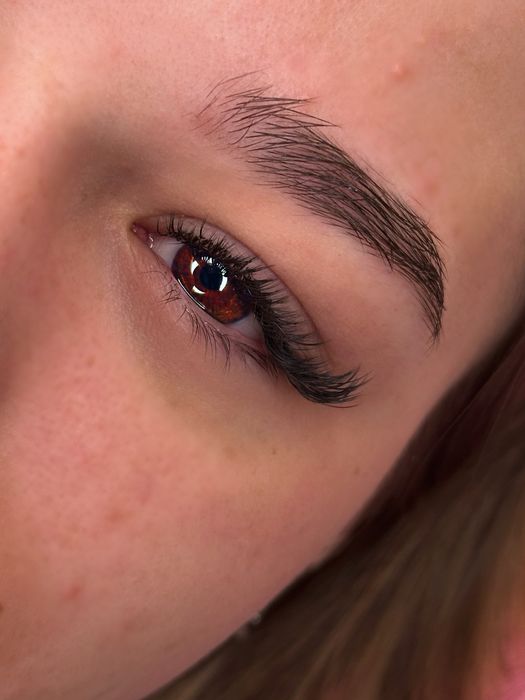 Наращивание ресниц от 450