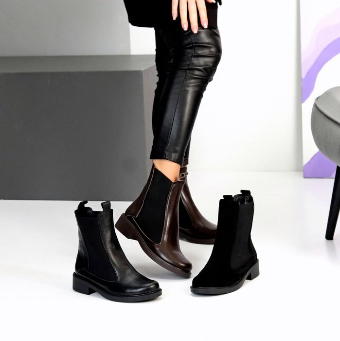 Жіночі шкіряні зимові черевики в кольорах