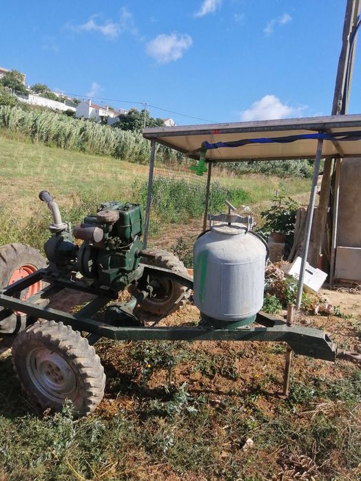 Grupo de rega com motor lister