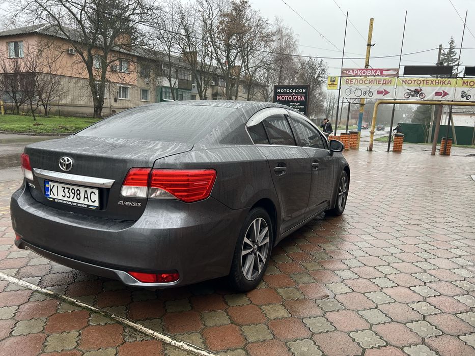 Продам Тойоту Авенсіс 2.0 АВТОМАТ не фарбована