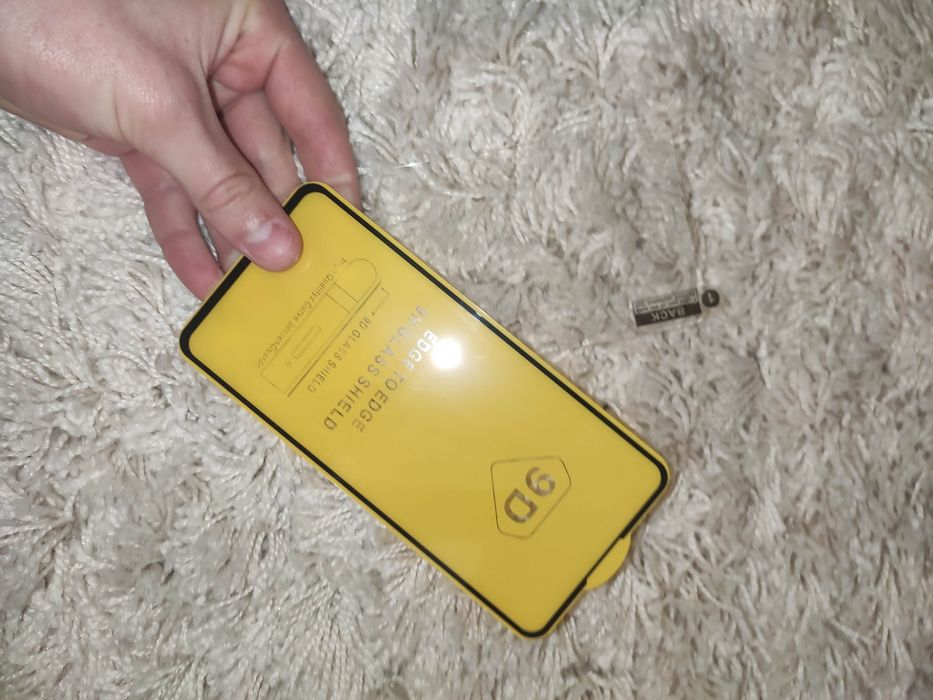 Захисне скло та чехли до Redmi note 5