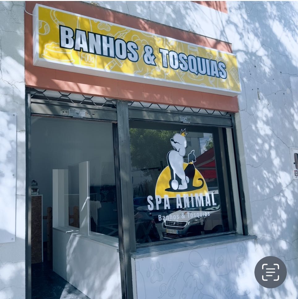 Placa de luz banhos e tosquias