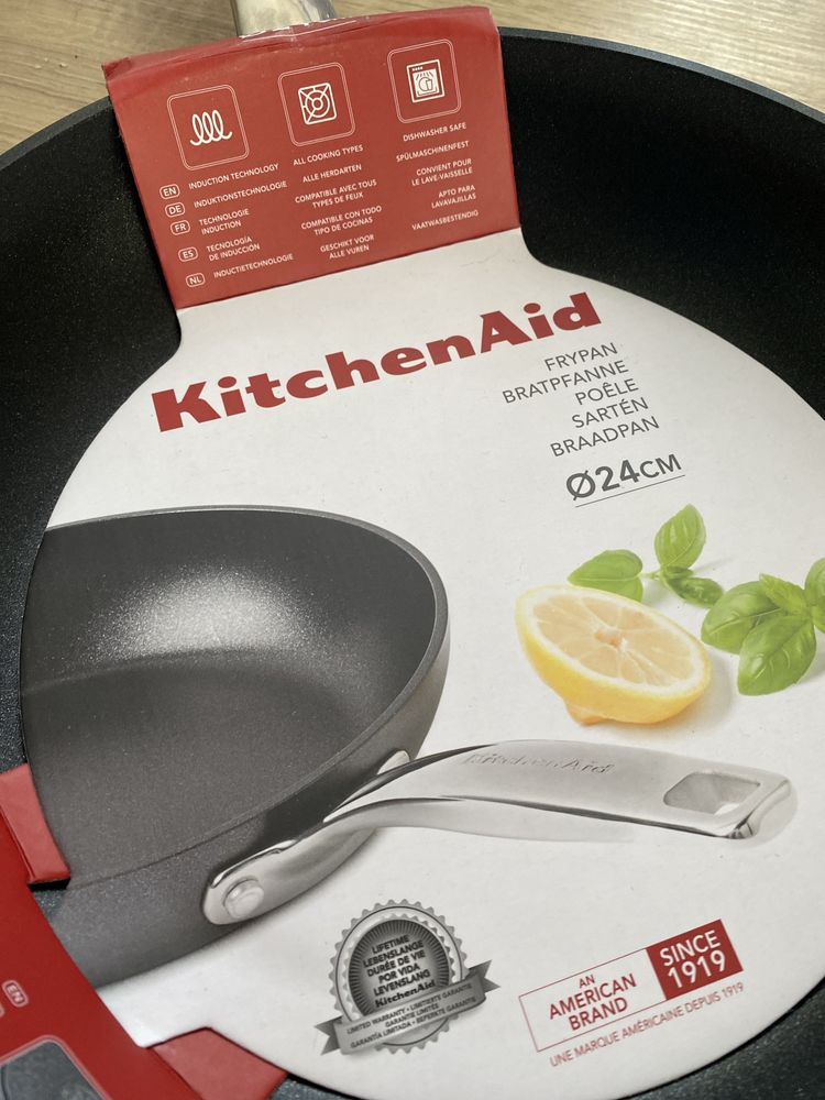 Професійна сковорідка kitchenAid