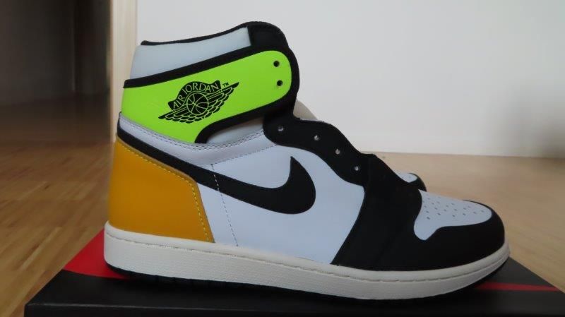 buty Nike Air Jordan 1 Retro High OG nowe 45