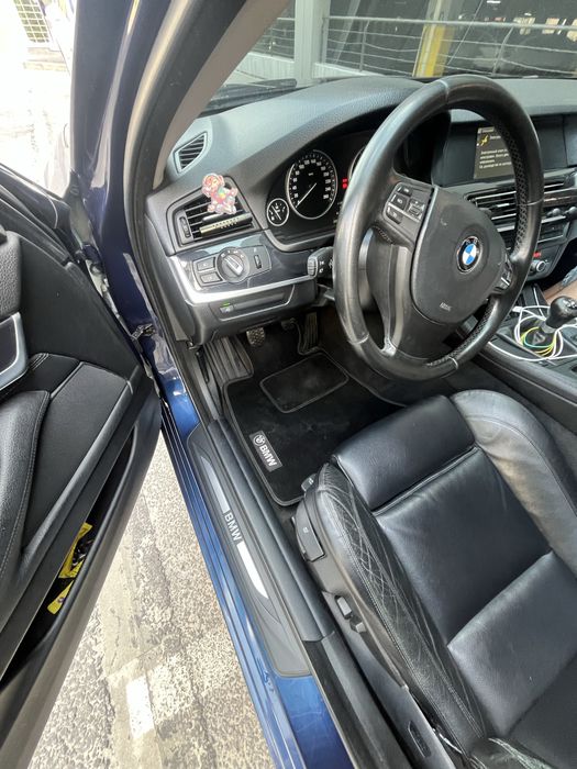 Бмв ф11 520д 2011р