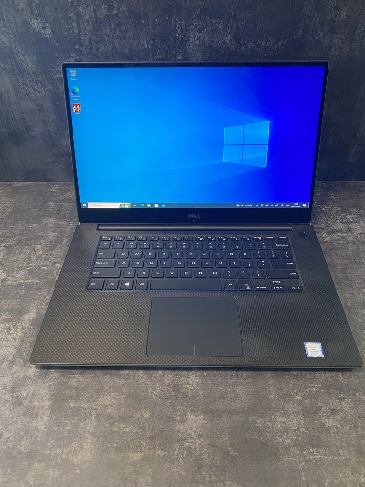 Dell Precision 5530 i9-8950H 16Gb 256Gb 4k touch IPS 15,6” P2000 4Gb