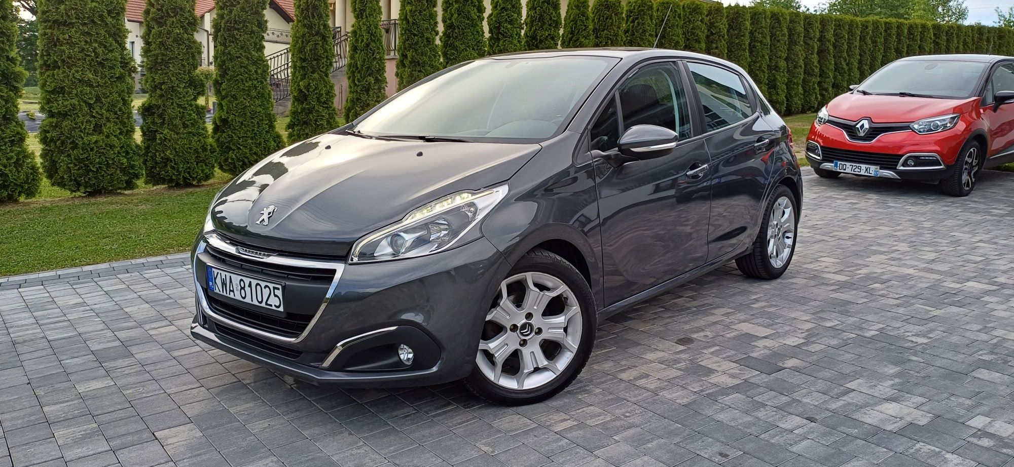 Peugeot 208 1.2 82KM#tablet#LED#