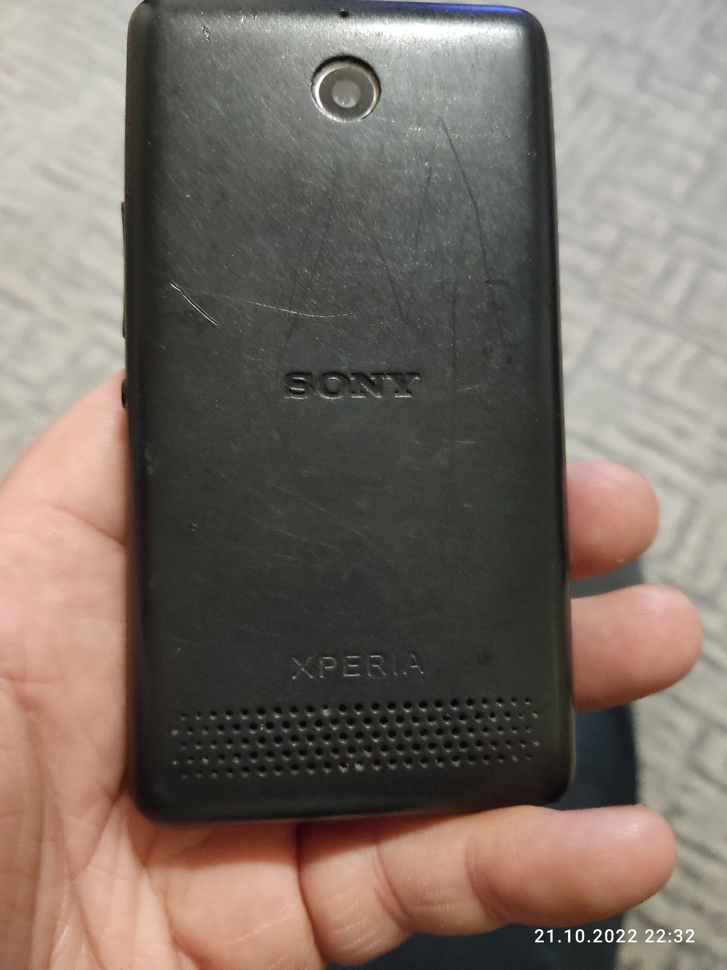 2 телефони  sony