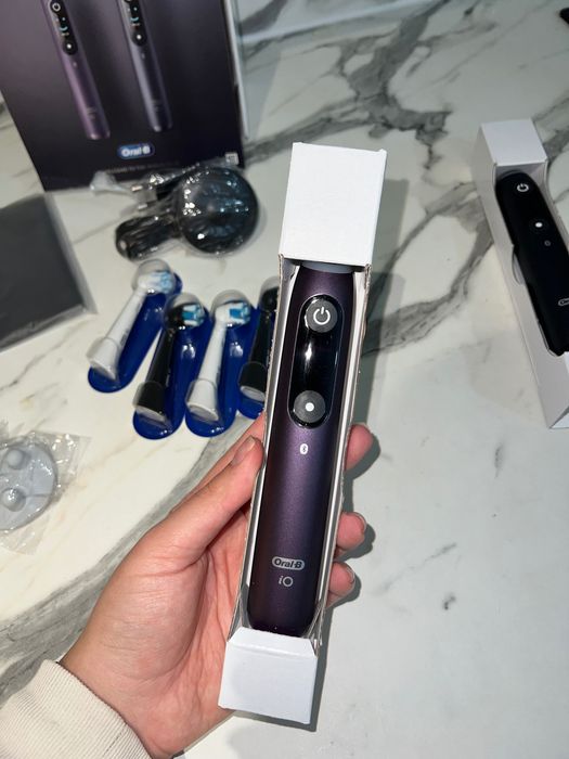 Електрична зубна щітка Oral B iO8 Duo Pack/Нова/Ідеальний подарунок