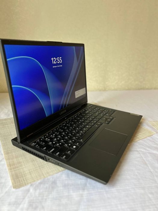 Ігровий ноутбук Lenovo Legion 5 15IMH05H