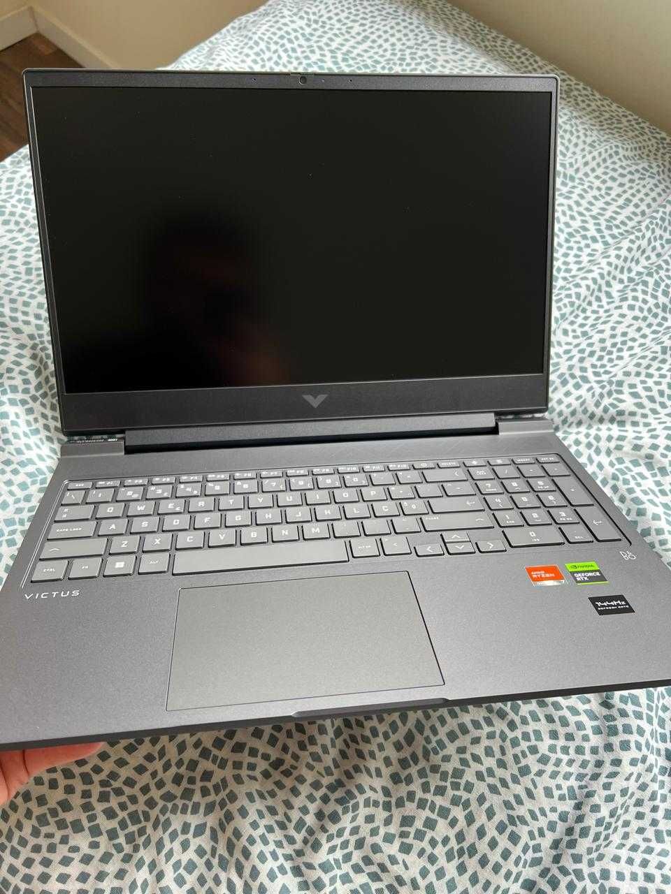 Victus by HP Gaming Laptop 16-s006np