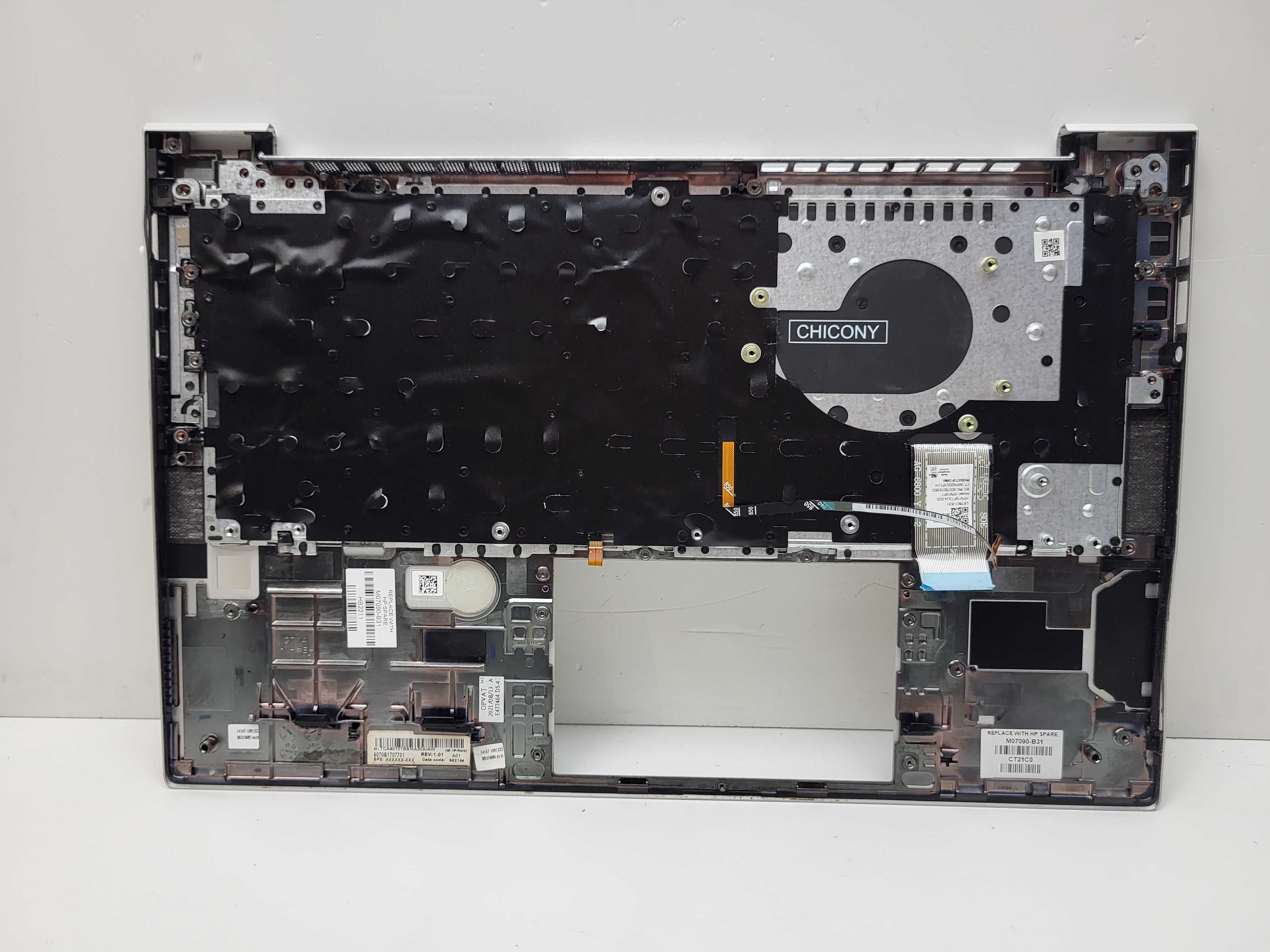 Palmrest Obudowa górna do HP EliteBook 840 G7 M07090-B31 PR/6 A-