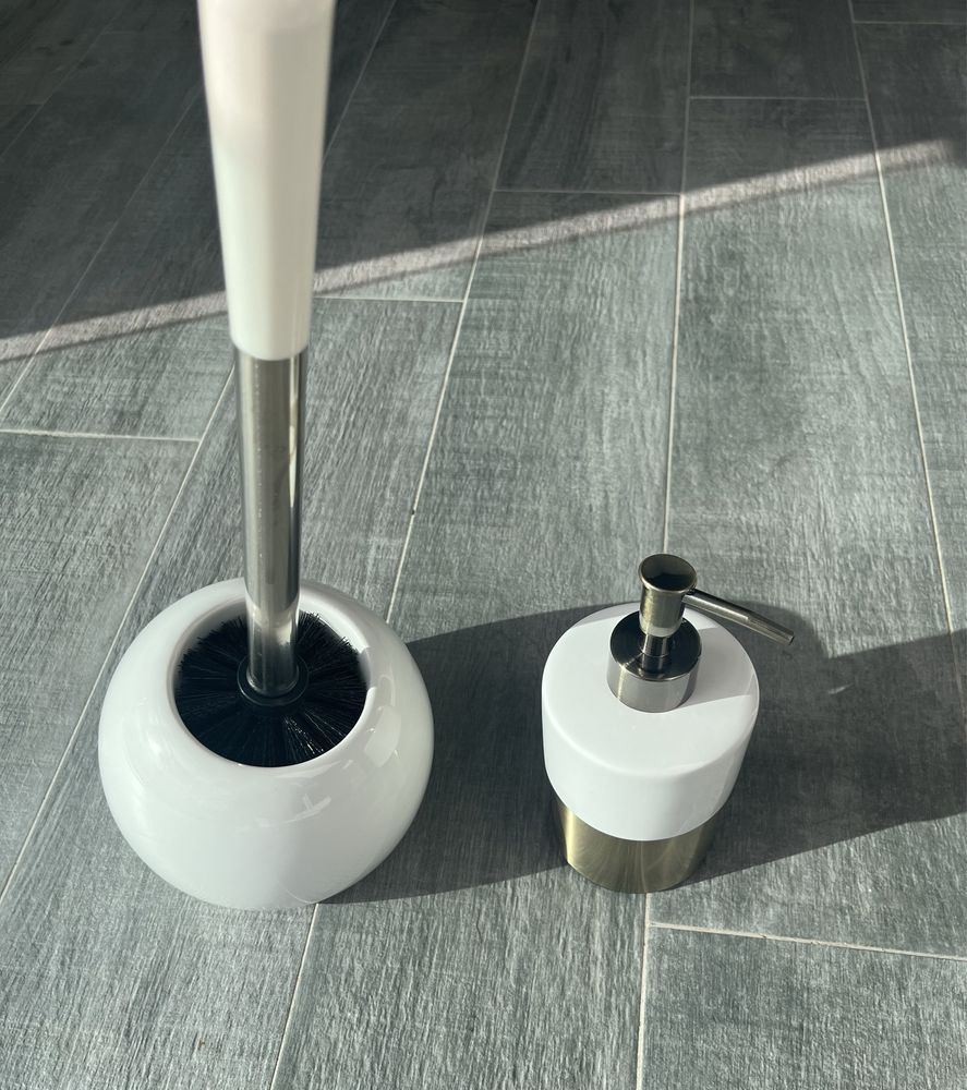 Conjunto de wc branco