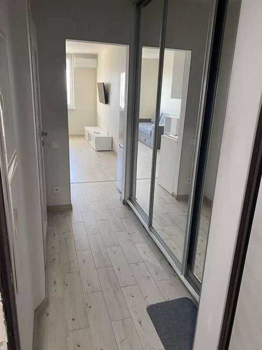 Оренда квартири-студії на вул. Феодосійська