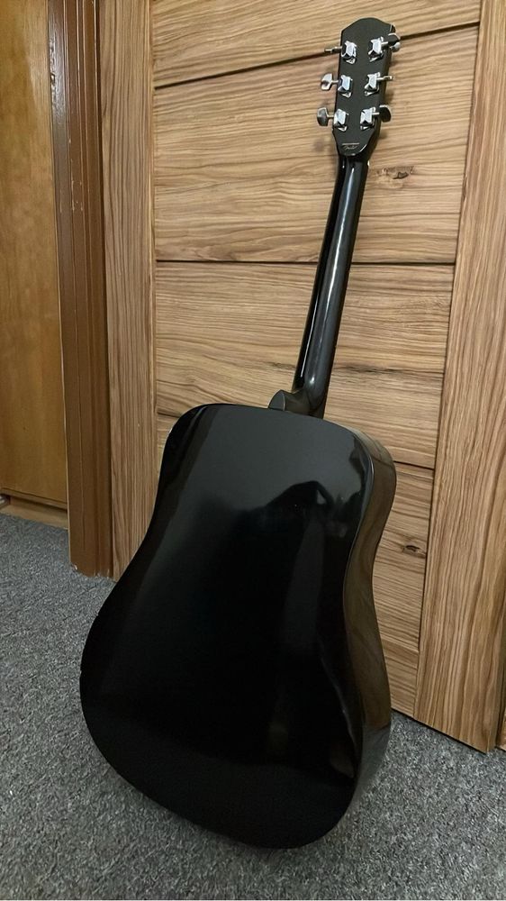 Gitara Akustyczna Fender