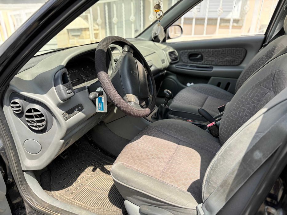 Renault Laguna 1.6 16V