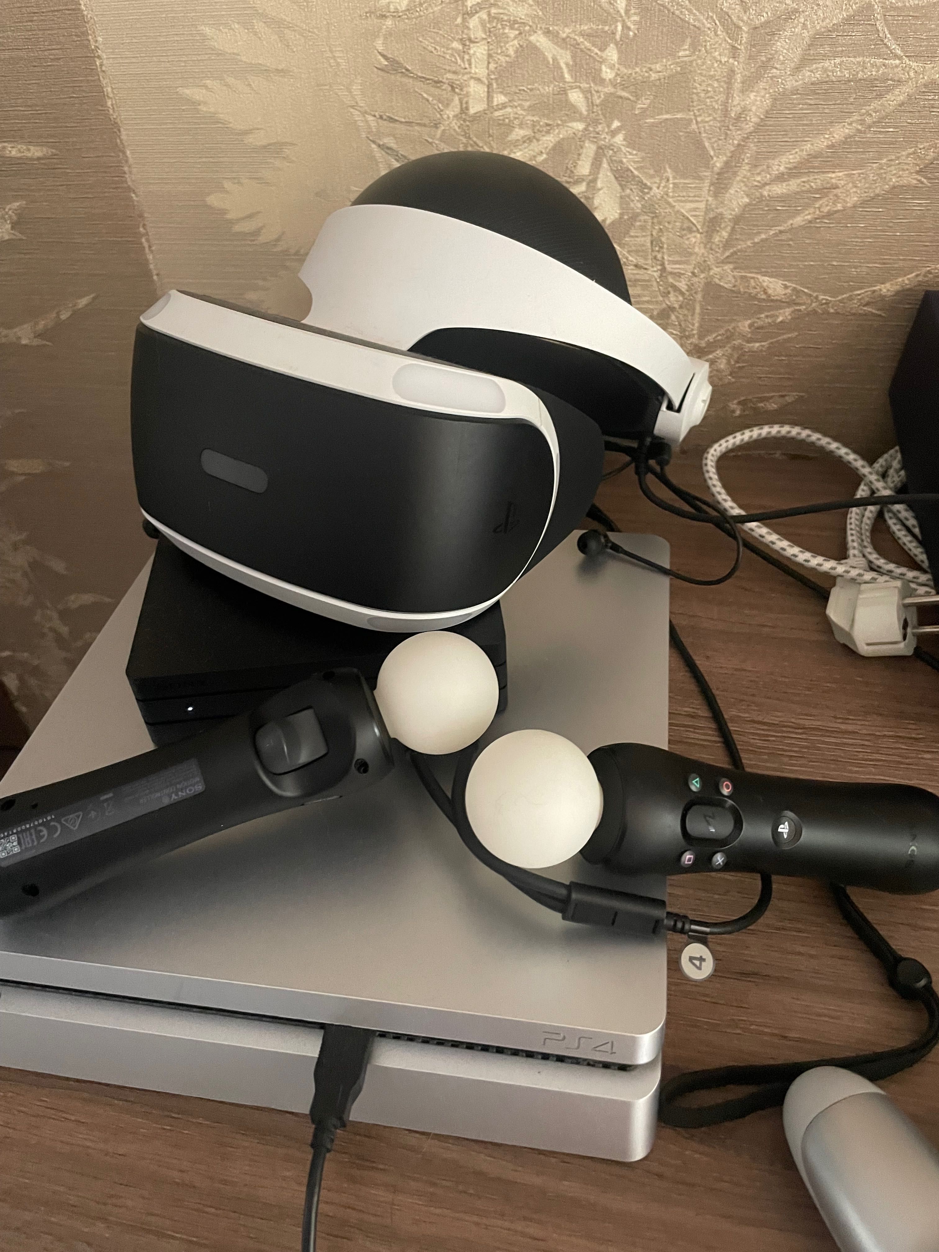 VR очки с двумя мувиками