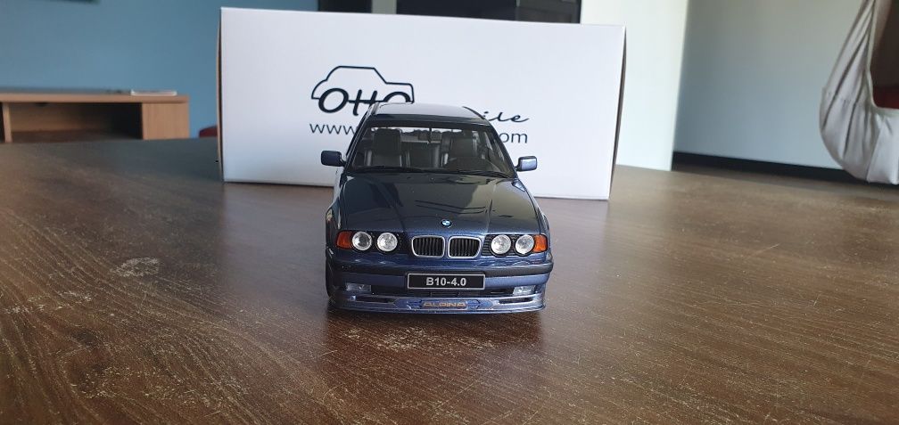 1:18 Otto Alpina E34 B10 4.0 Touring 1995 (OT944)