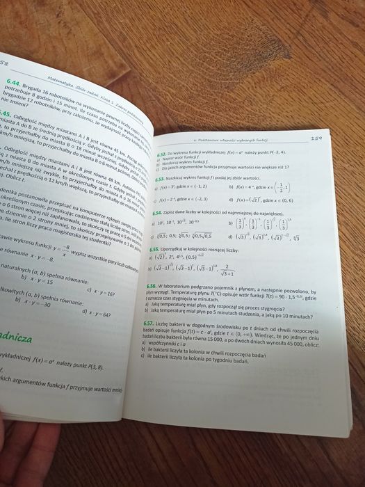 Matematyka 1, podręcznik i zbiór zadań