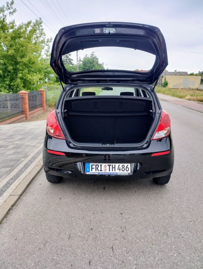 Hyundai i20 Lift 1.1 CRDI 75KM 2013r 180000km Klimatyzacja