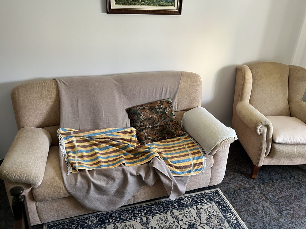 Sofas em bom estado