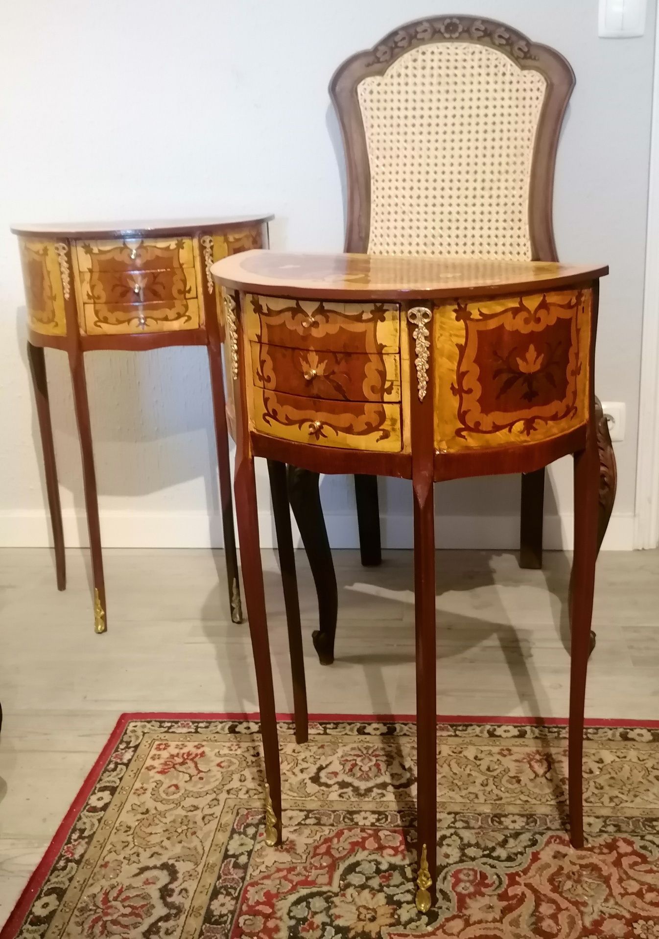 Mesas meia lua (encostar apoio mesinhas cabeceira) Wine tables Luís XV