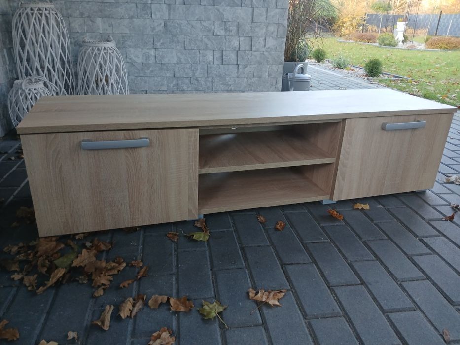 Szafka rtv pod telewizor