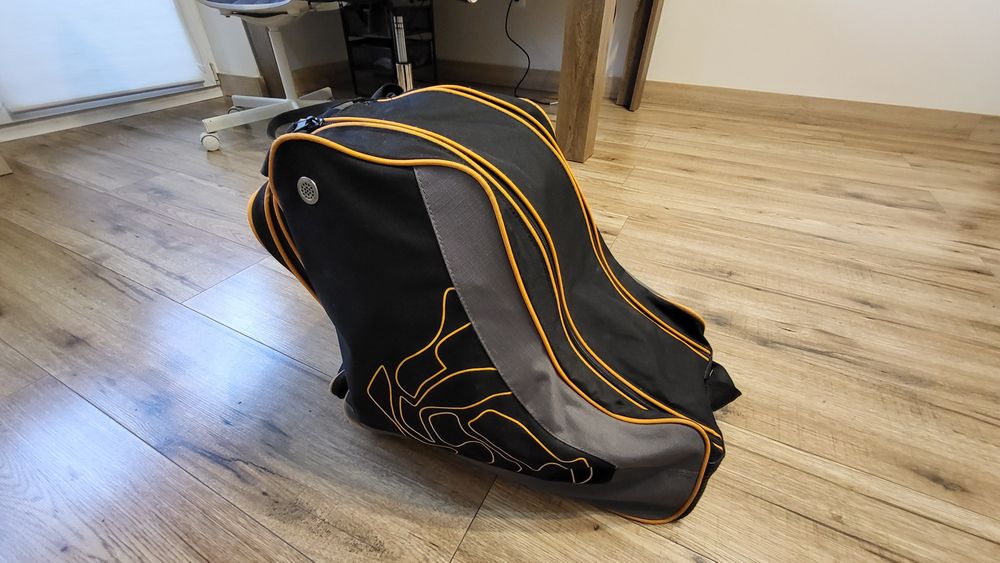 Buty Narciarskie Head wraz z pokrowcem