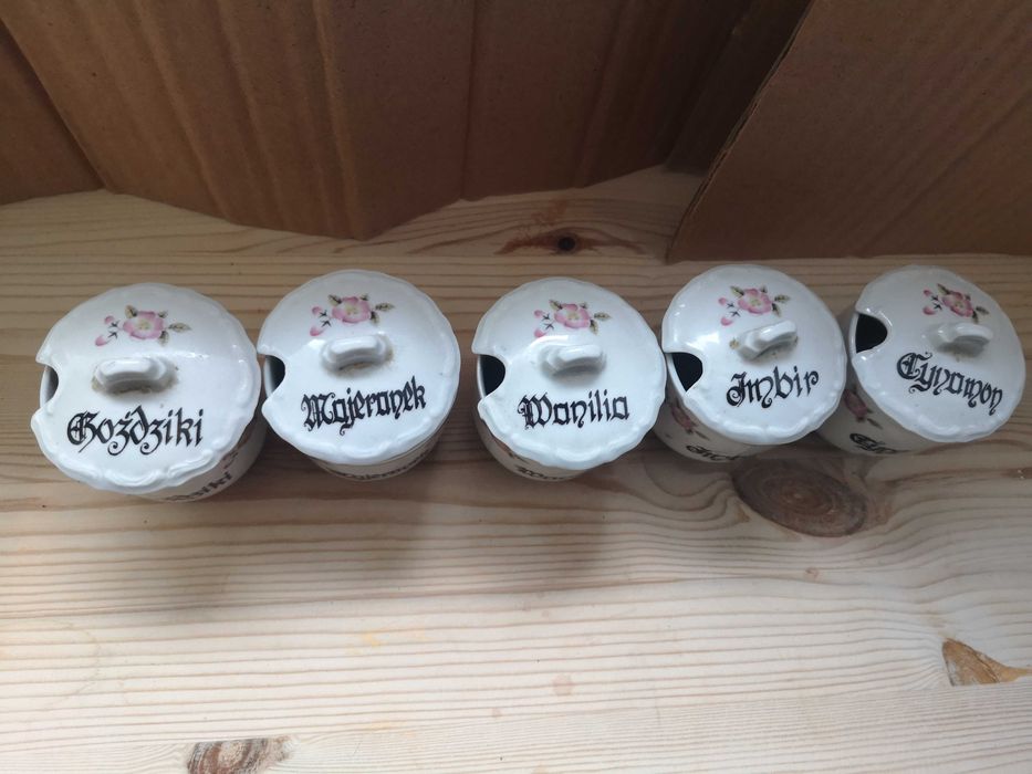 Przyprawniki Wałbrzych sygnowane