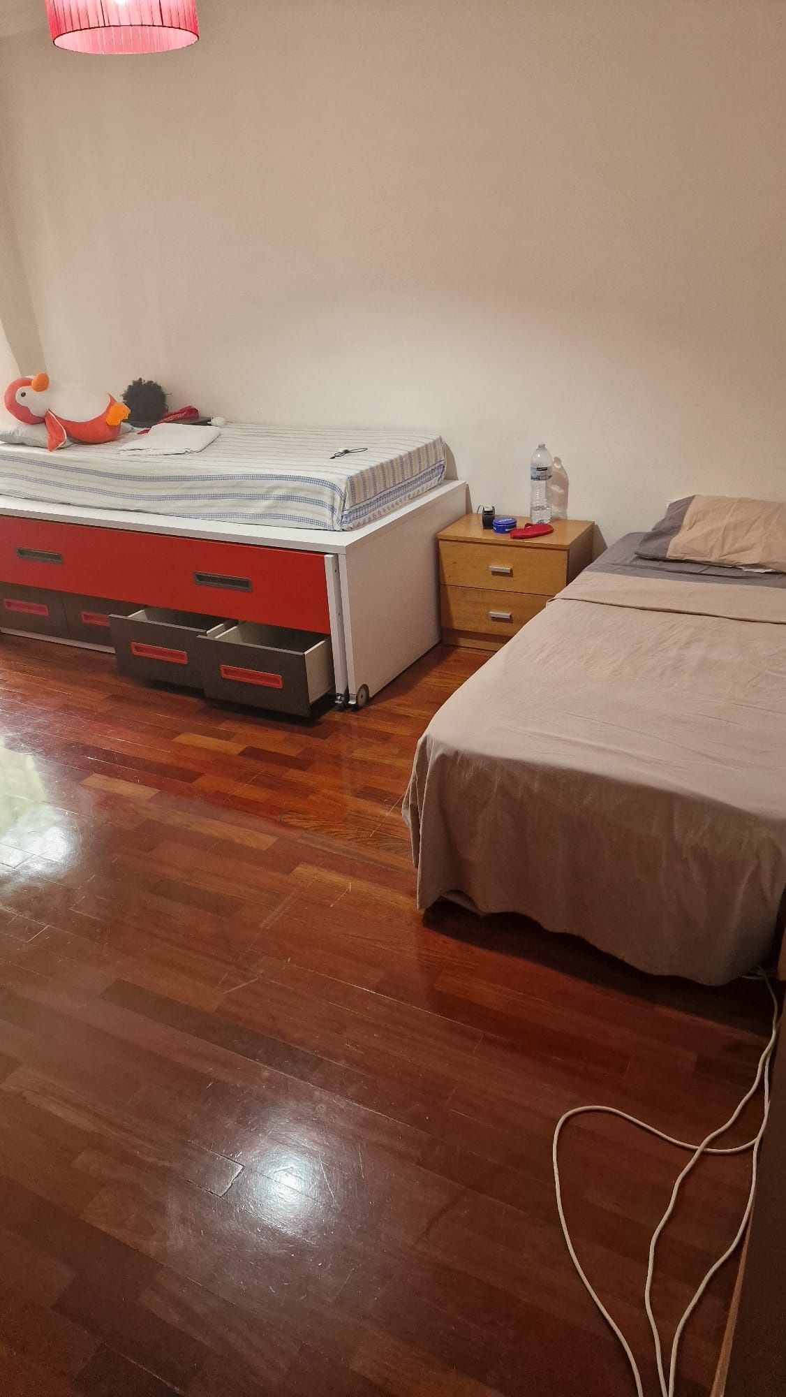 Aluga-se Quarto Amadora