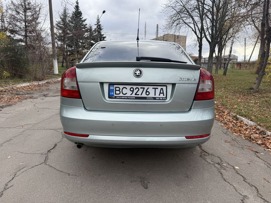 Продам шкода А5 рестайлинг 1.6 газ бензин