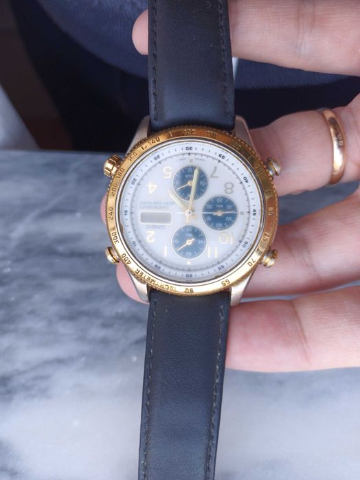 Relógio Cronógrafo Casio MWA-810 Illuminator