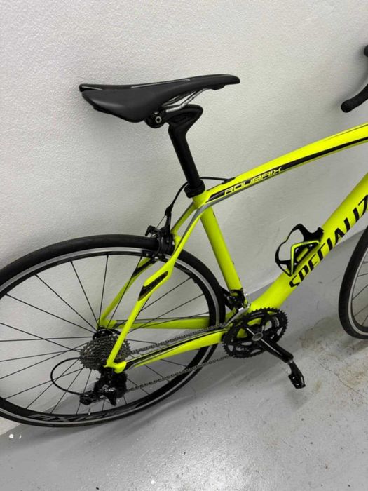 Bicicleta de estrada como nova, carbono 700 euros
775 euros