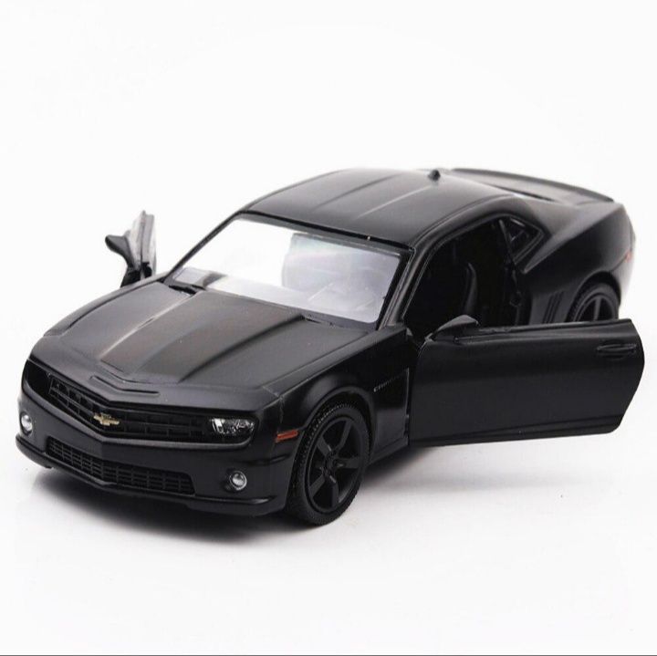 Model Camaro 1:36