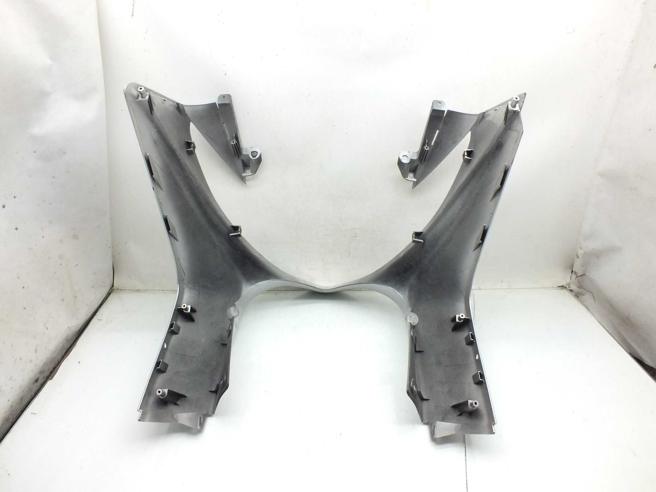 Czasza Osłona Owiewka Przód Suzuki Burgman 400 k3 k5 03-06 na wtrysku
