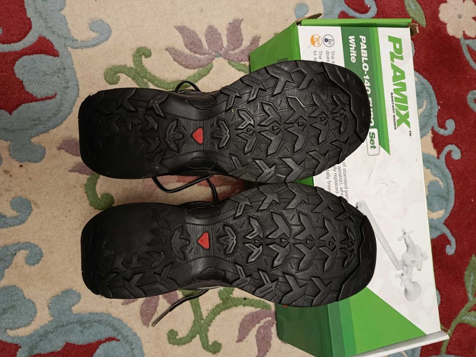Водостойкие термо кроссовки  Salomon Gore-Tex стелька 27 см