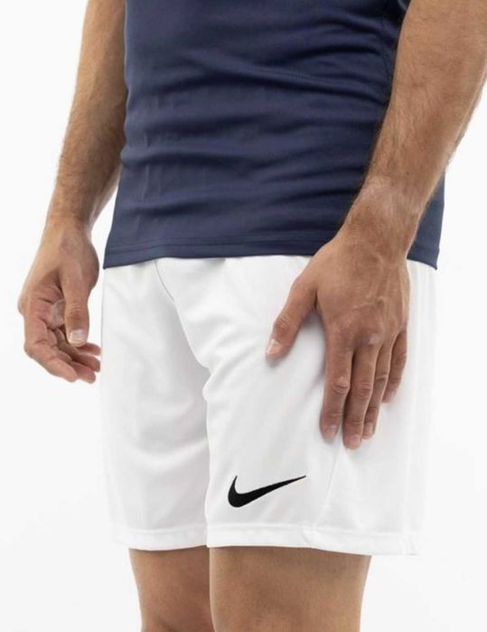 Шорты Nike Dri Fit oригинал M в идеале