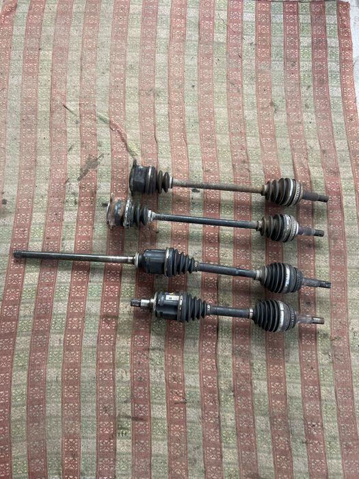 Привод, полуось левый, правый toyota rav4 2.0 tdi 2000-2006